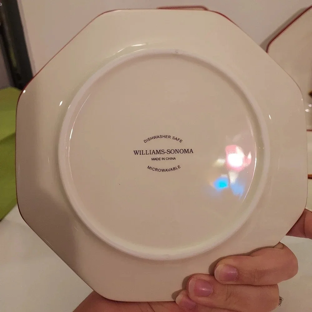 Williams-Sonoma Set of Four Gingerbread Chef Dessert Plates - 7.75 inch Diameter